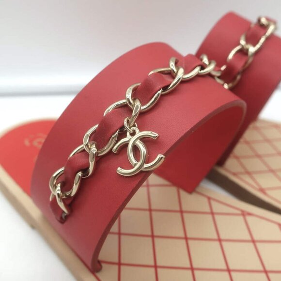Chanel 19C CC Chain Toe-Strap Flat Slide Sandals Red Leather Size 37.5 - Picture 2 of 13